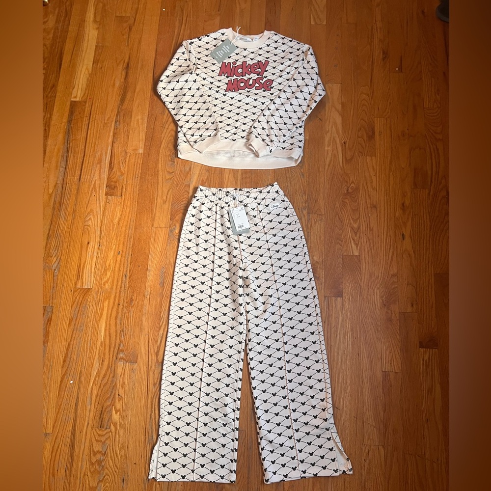 Mickey Mouse 2 piece set